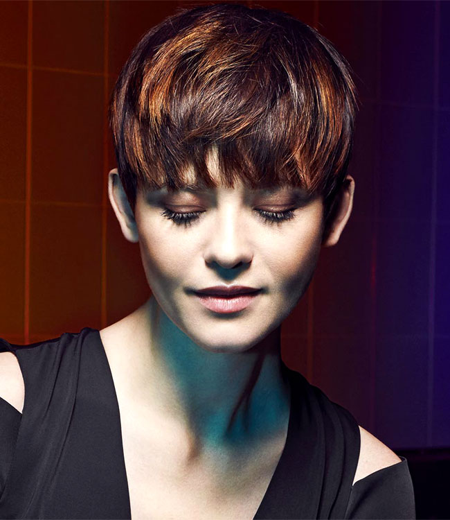 Coiffure cheveux courts, raides et foncés - Jean-Louis DAVID - Automne-hiver 2016/2017. Coiffure cheveux courts, raides et foncés - Jean-Louis DAVID - Automne-hiver 2016/2017.