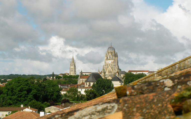 Saintes depuis le clocher de l'Abbaye aux Dames © ABCfeminin.com. Saintes depuis le clocher de l'Abbaye aux Dames © ABCfeminin.com.