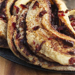 Brioche tressée chocolat et baies de cranberry Brioche tressée chocolat et baies de cranberry