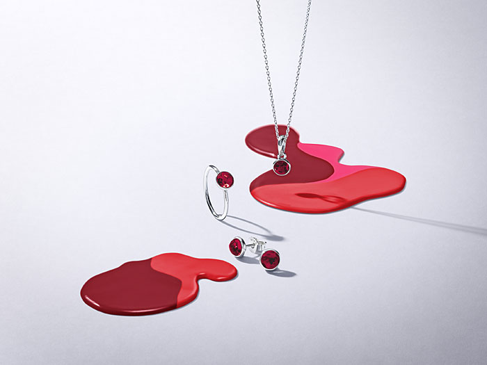 Couleur rouge : parure Pandora Couleur rouge : parure Pandora