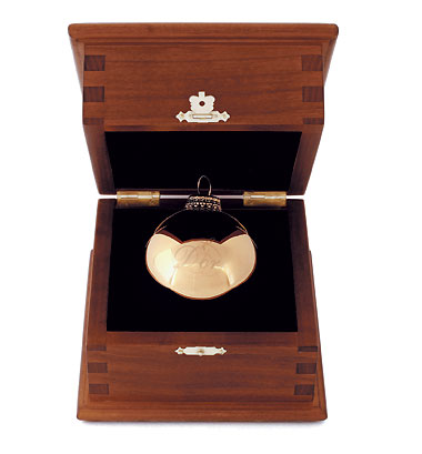 Boule de Noël en or 18 carats - Galeries Lafayette
