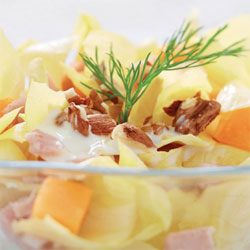 Salade complète endives, jambon. Salade complète endives, jambon.