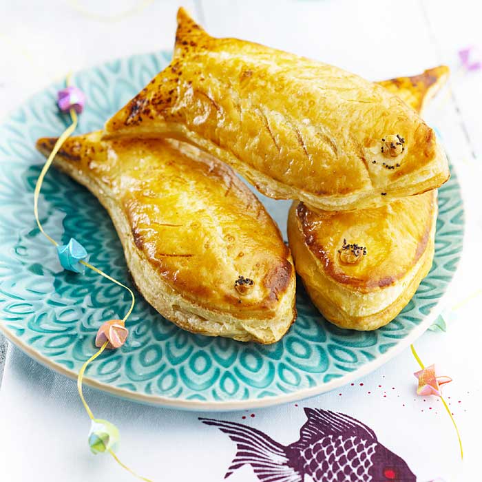 Poissons d'avril, feuilletés saumon et épinard. Poissons d'avril, feuilletés saumon et épinard.