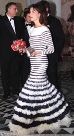 S.A.R. la Princesse de Hanovre habillée par Jean Paul Gaultier à l’occasion du Bal de la Rose 2000 © Eric Gaillard / AFP