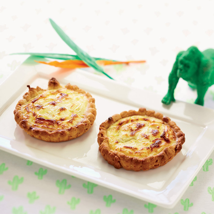 Petites quiches aux endives et au fromage frais aromatisé au citron. Petites quiches aux endives et au fromage frais aromatisé au citron.