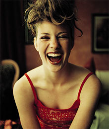 Gymnastique du visage - détente (D.R.) Gymnastique du visage - détente (D.R.)