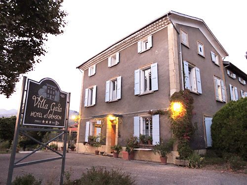 La Villa Gaia à Digne-les-Bains en Haute-Provence © ABCfeminin.com. La Villa Gaia à Digne-les-Bains en Haute-Provence © ABCfeminin.com.
