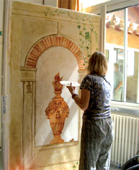 Peinture d'une niche en trompe-l'oeil