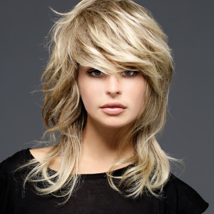 Coiffure cheveux longs BIGUINE Paris - Automne-hiver 2017-2018.