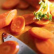 noix de Saint Jacques, petits flans de carottes au coulis de persil
