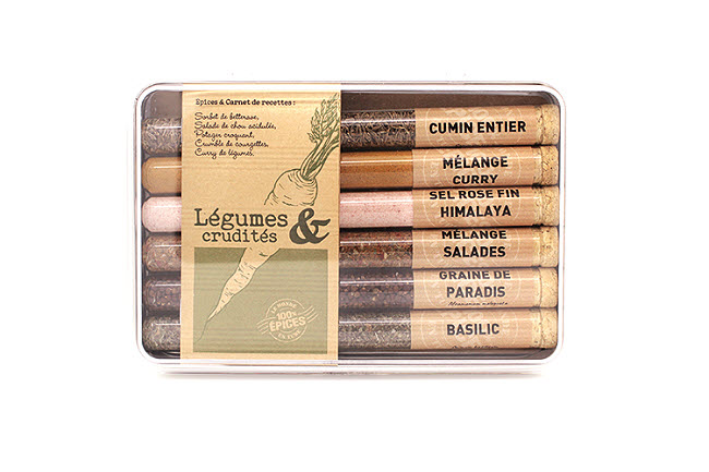 Cadeau thème 'MONDE' - Épices et mélanges Le Monde en Tubes. Cadeau thème 'MONDE' - Épices et mélanges Le Monde en Tubes.