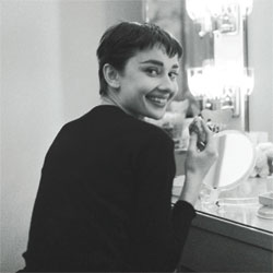 Audrey Hepburn sur le tournage de Sabrina Audrey Hepburn sur le tournage de Sabrina