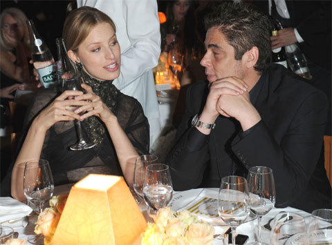 Karolina Kurkova et Benino del Toro Karolina Kurkova et Benino del Toro