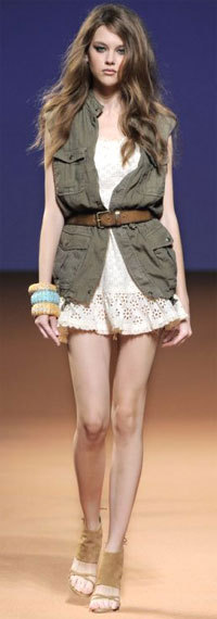 dress code : comment porter le kaki et le look army ? dress code : comment porter le kaki et le look army ?