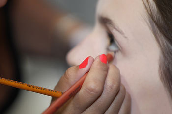Maquillage du défilé A. Friend by A.F. Vandevost par Make-Up For Ever Maquillage du défilé A. Friend by A.F. Vandevost par Make-Up For Ever