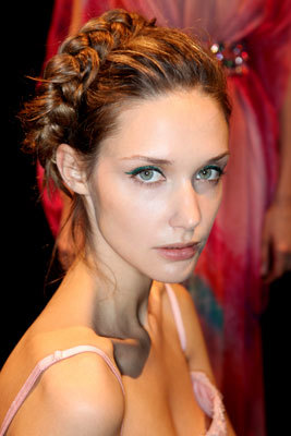 Maquillage du défilé Zuhair Murad par Make-Up For Ever Maquillage du défilé Zuhair Murad par Make-Up For Ever