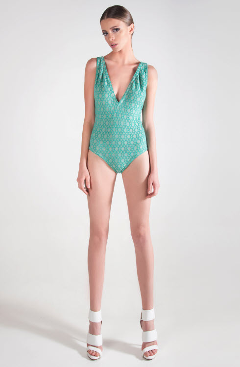 Silhouette H - Maillot Maria-ARISTIDOU. Silhouette H - Maillot Maria-ARISTIDOU.
