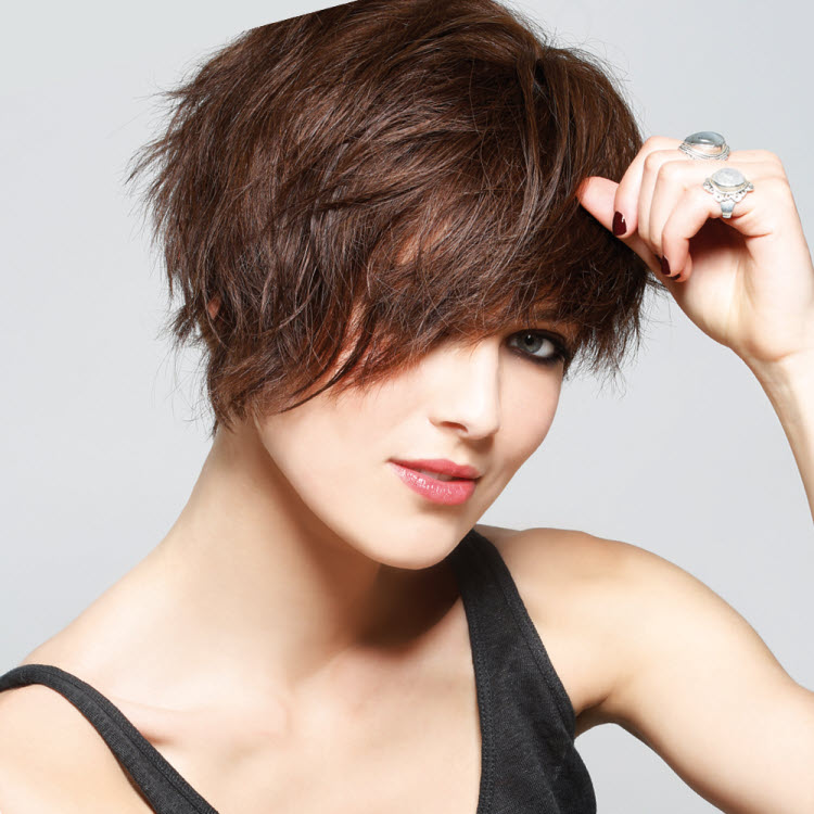 COIFFURES coupes courtes Tendances automnehiver 20182019. Page 2