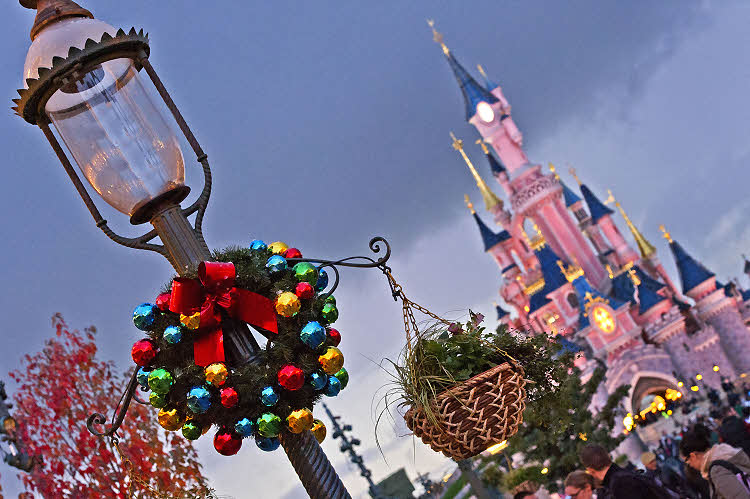 Disneyland Paris : 5 conseils pour optimiser votre visite et vivre l'enchantement Disneyland Paris : 5 conseils pour optimiser votre visite et vivre l'enchantement