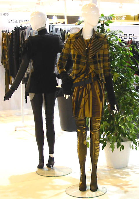 Photos (D.R.) Stand Isabel de Pedro Photos (D.R.) Stand Isabel de Pedro