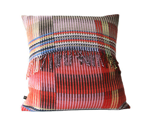 Coussin 'Papaya', création Emma Sewell & Harriet Wallace-Jones Coussin 'Papaya', création Emma Sewell & Harriet Wallace-Jones