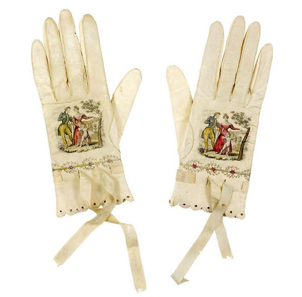 Gants de femme que Madame Bovary aurait pou porter. Musée des Tissus et des Arts Décoratifs (MTMAD) à Lyon.