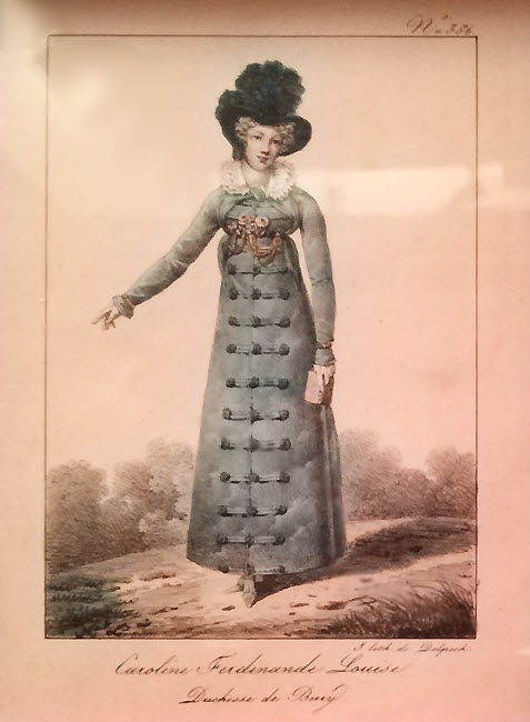 Portrait de la Duchesse de Bucy - Brandebourgs en passementerie. Musée des Beaux-arts de Rouen - Photo © ABCfeminin.com. Portrait de la Duchesse de Bucy - Brandebourgs en passementerie. Musée des Beaux-arts de Rouen - Photo © ABCfeminin.com.