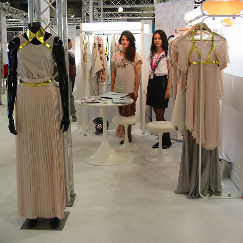 tendances mode printemps-été 2012 : avec ou sans col tendances mode printemps-été 2012 : avec ou sans col
