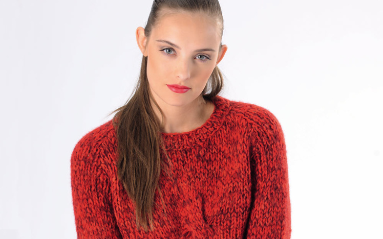 Pull maxi-maille avec torsade - explications gratuites - création Phildar Pull maxi-maille avec torsade - explications gratuites - création Phildar