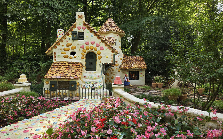 Efteling - La maison de pain d'épices du conte Hansel et Gretel © ABCfeminin.com. Efteling - La maison de pain d'épices du conte Hansel et Gretel © ABCfeminin.com.