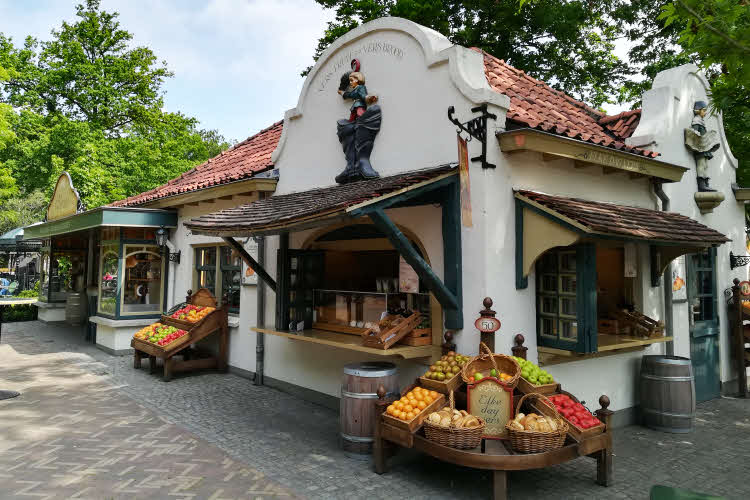 Boutique et snack à Efteling © ABCfeminin.com.