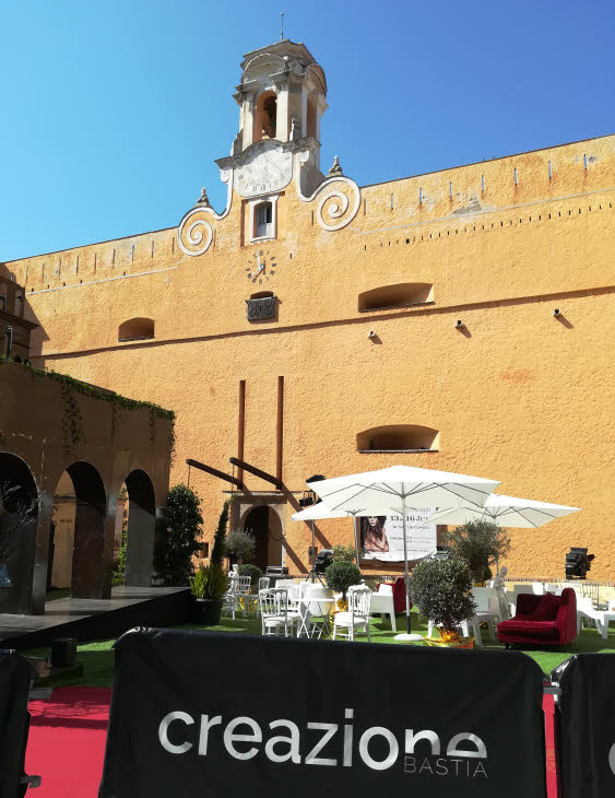 Entrée du Festival Creazione au Musée de Bastia. © ABCfeminin.com.