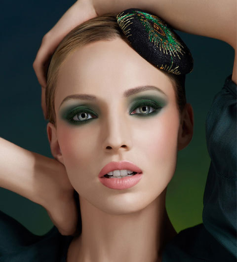 Maquillage smoky vert Make Up for Ever