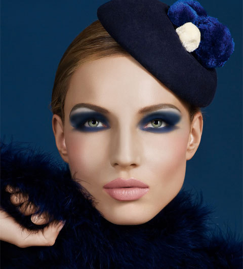 Maquillage smoky bleu Make Up for Ever