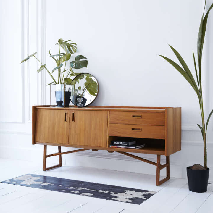 Buffet en teck Marcus Tikamoon. Buffet en teck Marcus Tikamoon.