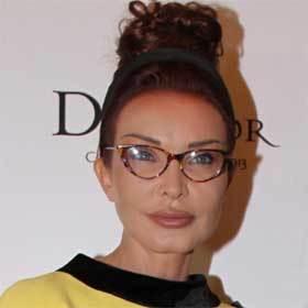 La créatrice de mode Eva Minge La créatrice de mode Eva Minge