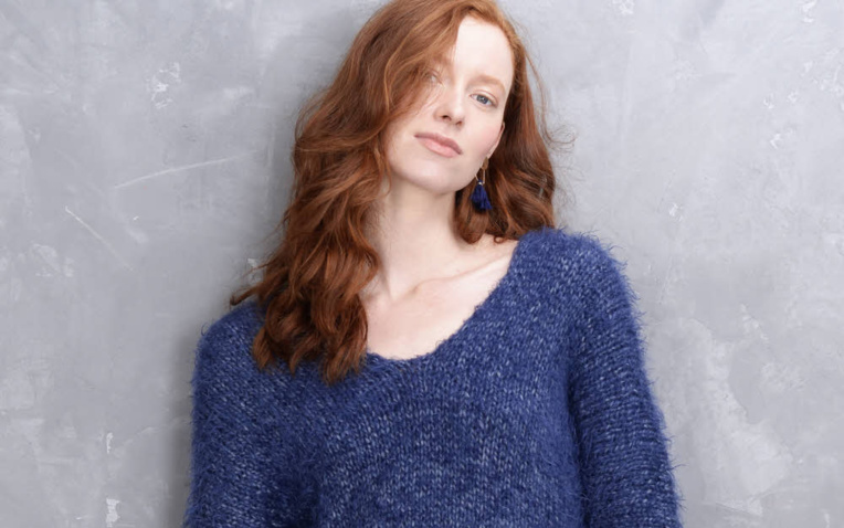 Modèle expliqué gratuit : pull col V maille XL à tricoter en jersey © Plassard. Modèle expliqué gratuit : pull col V maille XL à tricoter en jersey © Plassard.