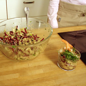 Salade croquante et acidulée pommes, betterave et quinoa