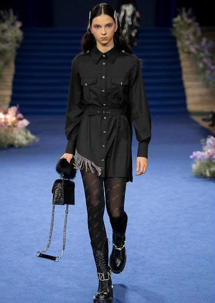 Idée mode : la frange perlées - Création Création OZLANA. Idée mode : la frange perlées - Création Création OZLANA.