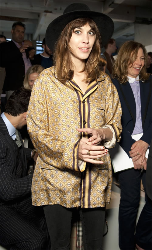 le look d’Alexa Chung au défilé Topman à Londres