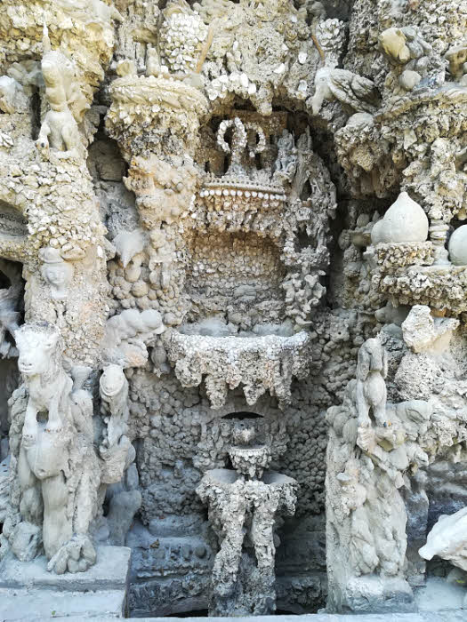 L'histoire du facteur Ferdinand Cheval et de son Palais Idéal