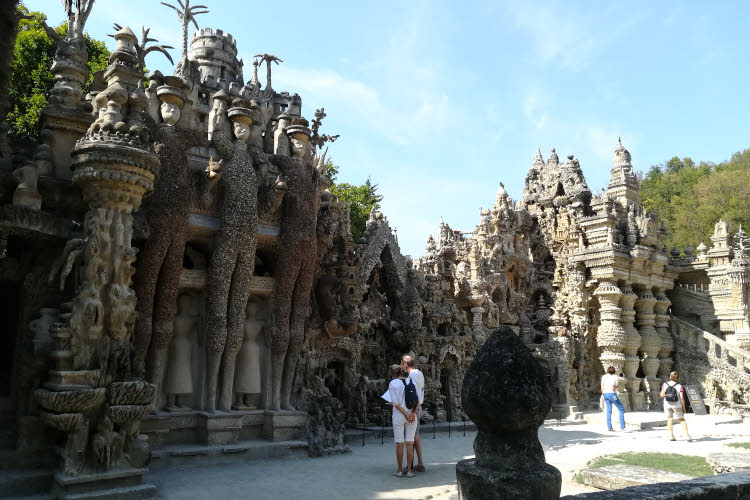 Le Palais Idéal du Facteur Cheval à Hauterives dans la Drôme © ABCfeminin.com.