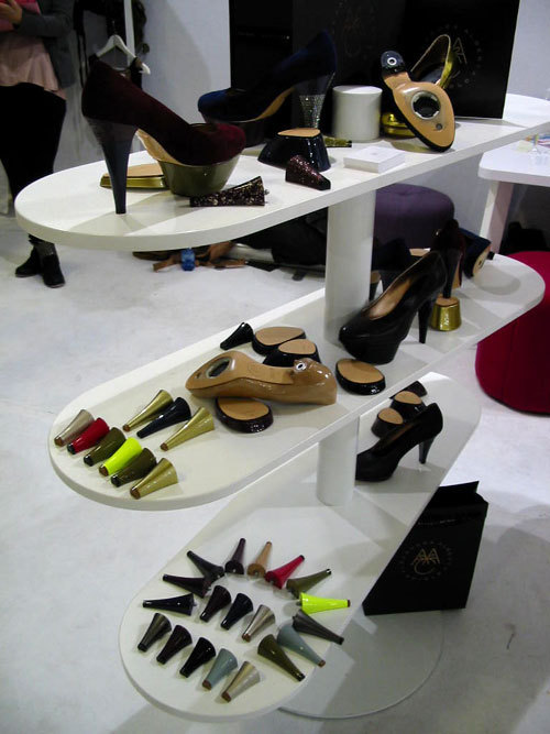 TENDANCE talons nets - collection automne-hiver 2013-2014 TENDANCE talons nets - collection automne-hiver 2013-2014