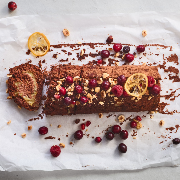 Bûche de Noël citron et crème noisette - Recette de la Maison Brémond 1830.