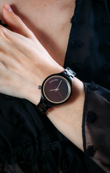 Montre en bois Nordic Wood. Montre en bois Nordic Wood.