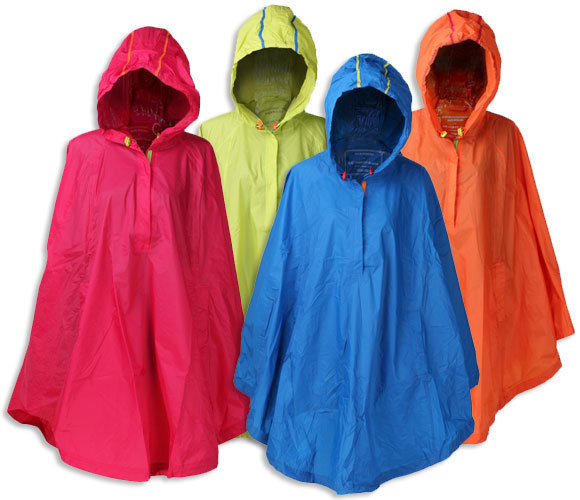 Capes poncho à capuche Ilse Jacobsen Capes poncho à capuche Ilse Jacobsen