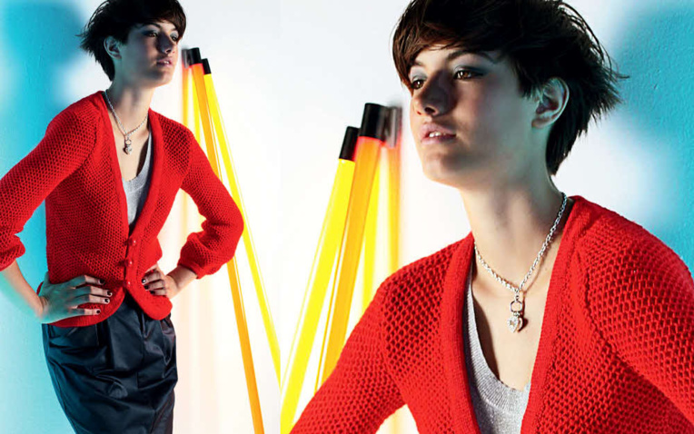 MODELE EXPLIQUE - Cardigan au point d'alvéoles © Phildar. MODELE EXPLIQUE - Cardigan au point d'alvéoles © Phildar.