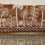 coussin broderie motif exotique © DMC coussin broderie motif exotique © DMC