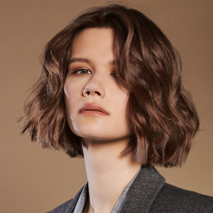 Coupe et coiffure cheveux mi-longs Franck PROVOST - Automne-Hiver 2021-2022.