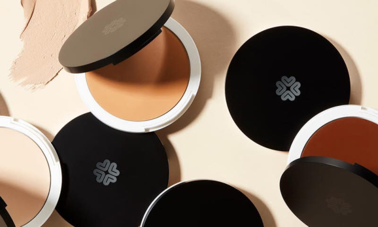 Fonds de teint bio sur moncornerb.com. Fonds de teint bio sur moncornerb.com.